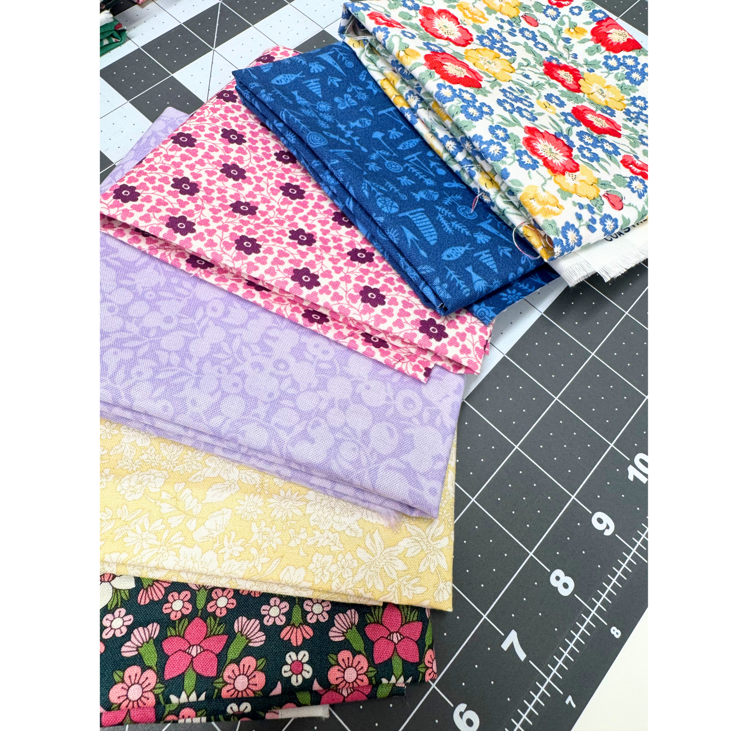 Liberty Quilting Cotton Fat Quarters 6 Pack - Floral Basket - Bundle 6