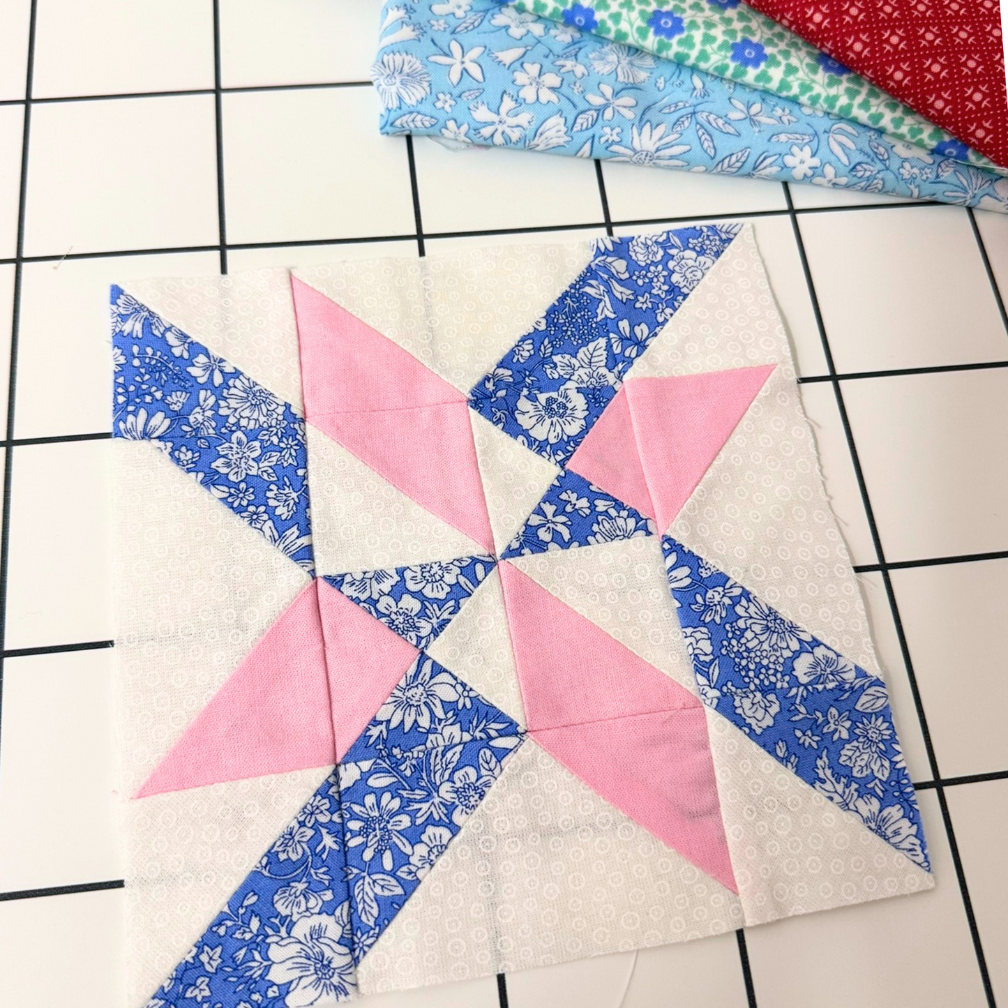 Spinning Top Quilt Block Pattern - 6" Size - DIGITAL PATERN