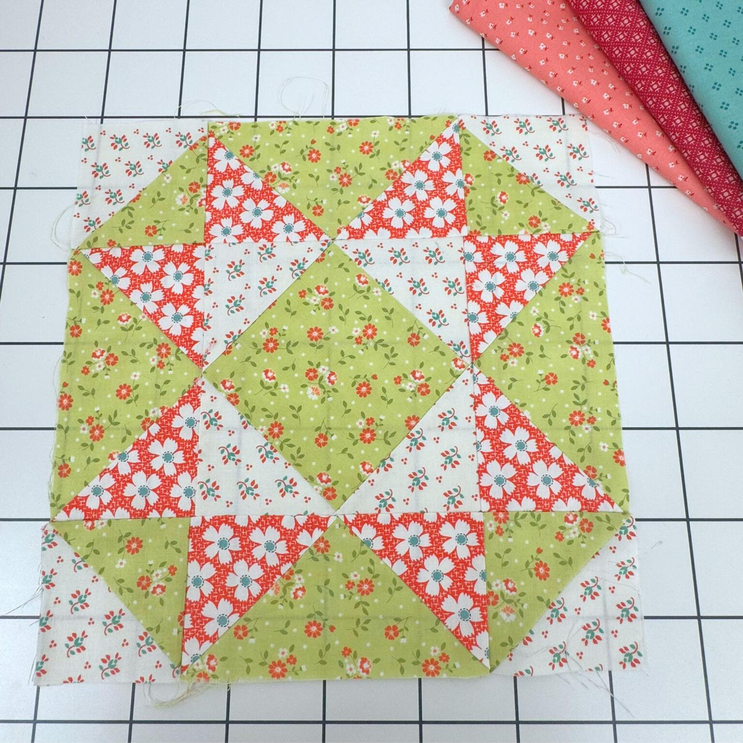 Mosaic Star Quilt Block Pattern - 12" Size - DIGITAL PATTERN