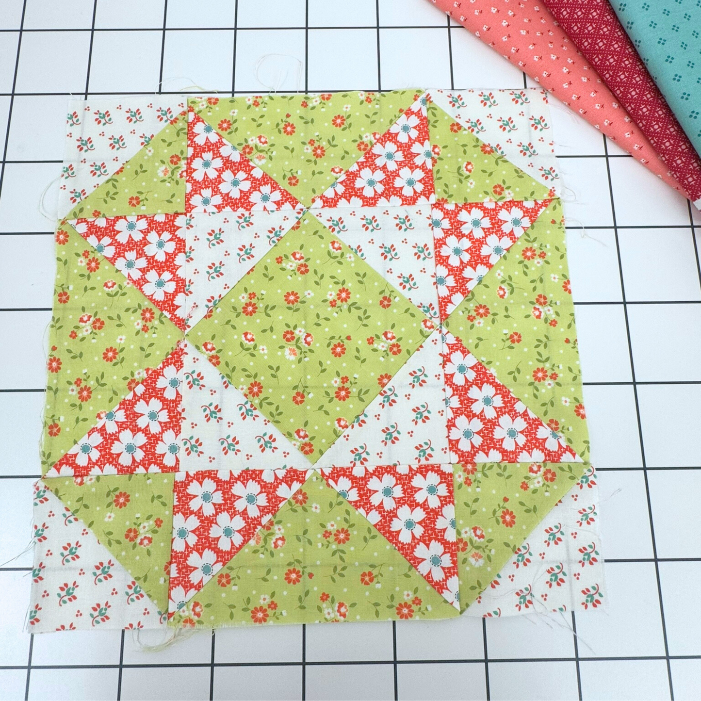 Mosaic Star Quilt Block Pattern - 12" Size - DIGITAL PATTERN