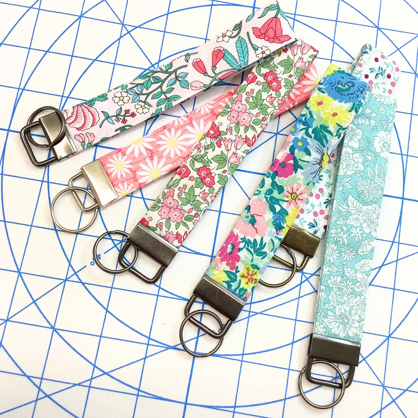 Sew Your Own Wristlet or Keyfob - DIGITAL PATTERN