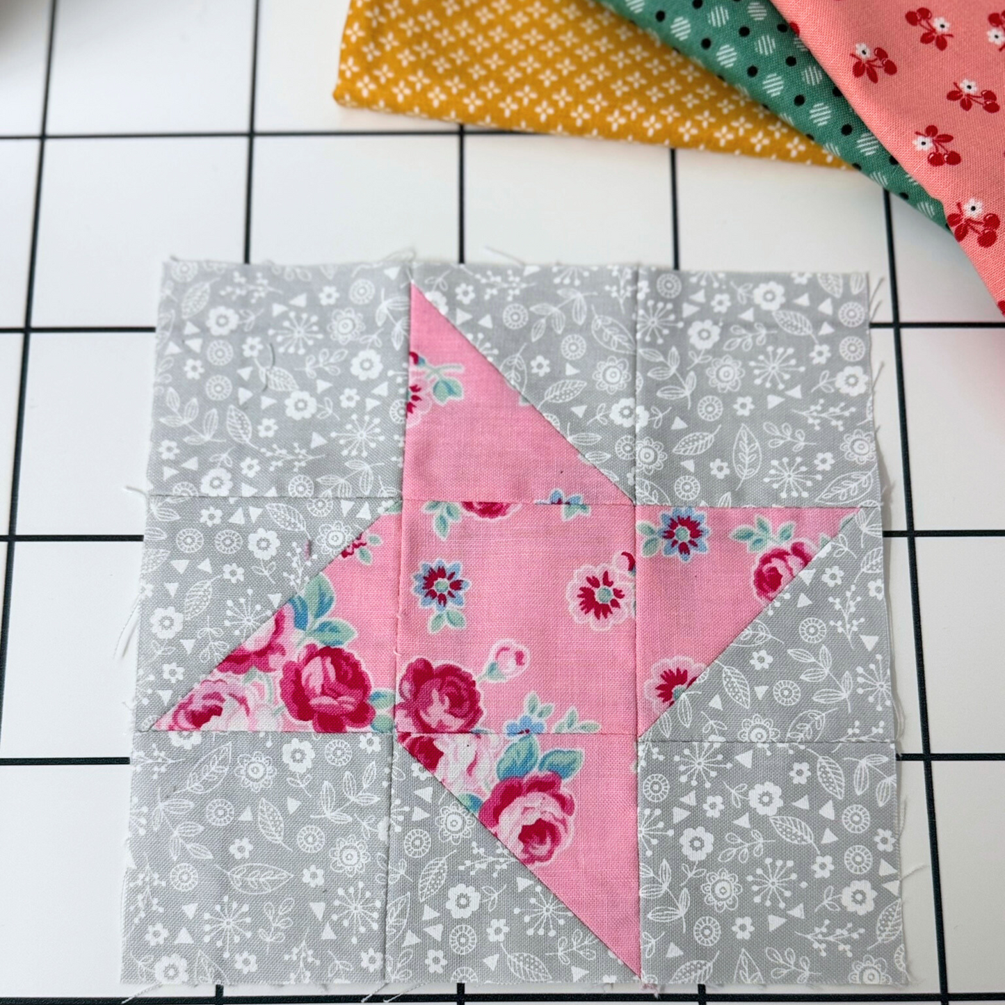 Friendship Star Quilt Block Pattern - 6" Size - DIGITAL PATTERN