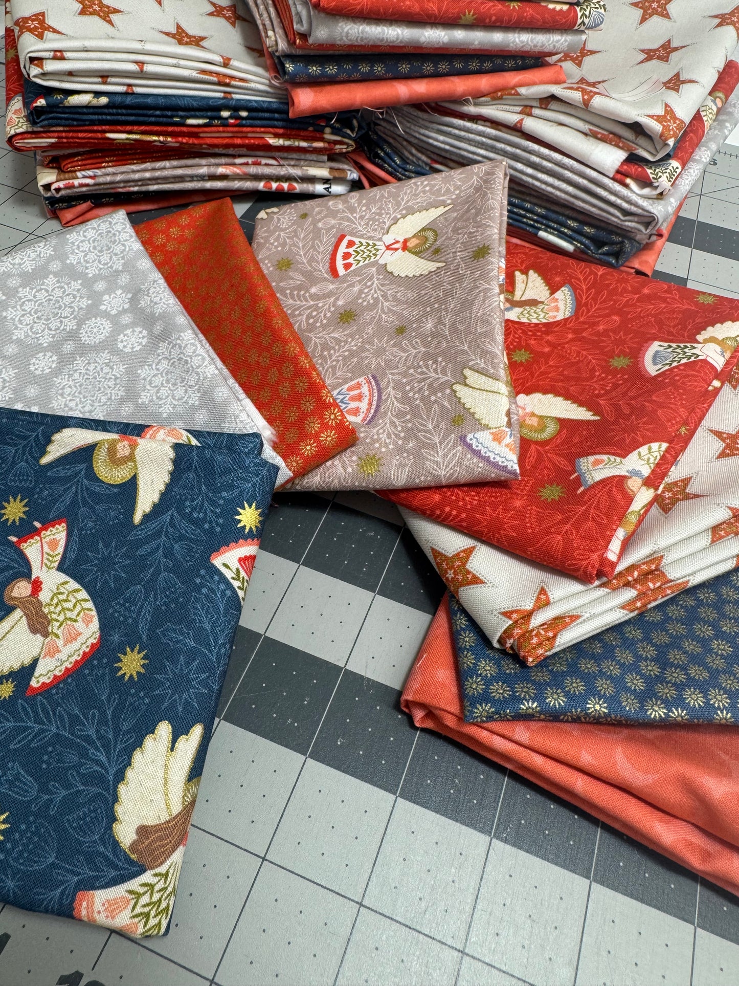 Lewis & Irene Angels and Stars 8 Fat Quarter Bundle