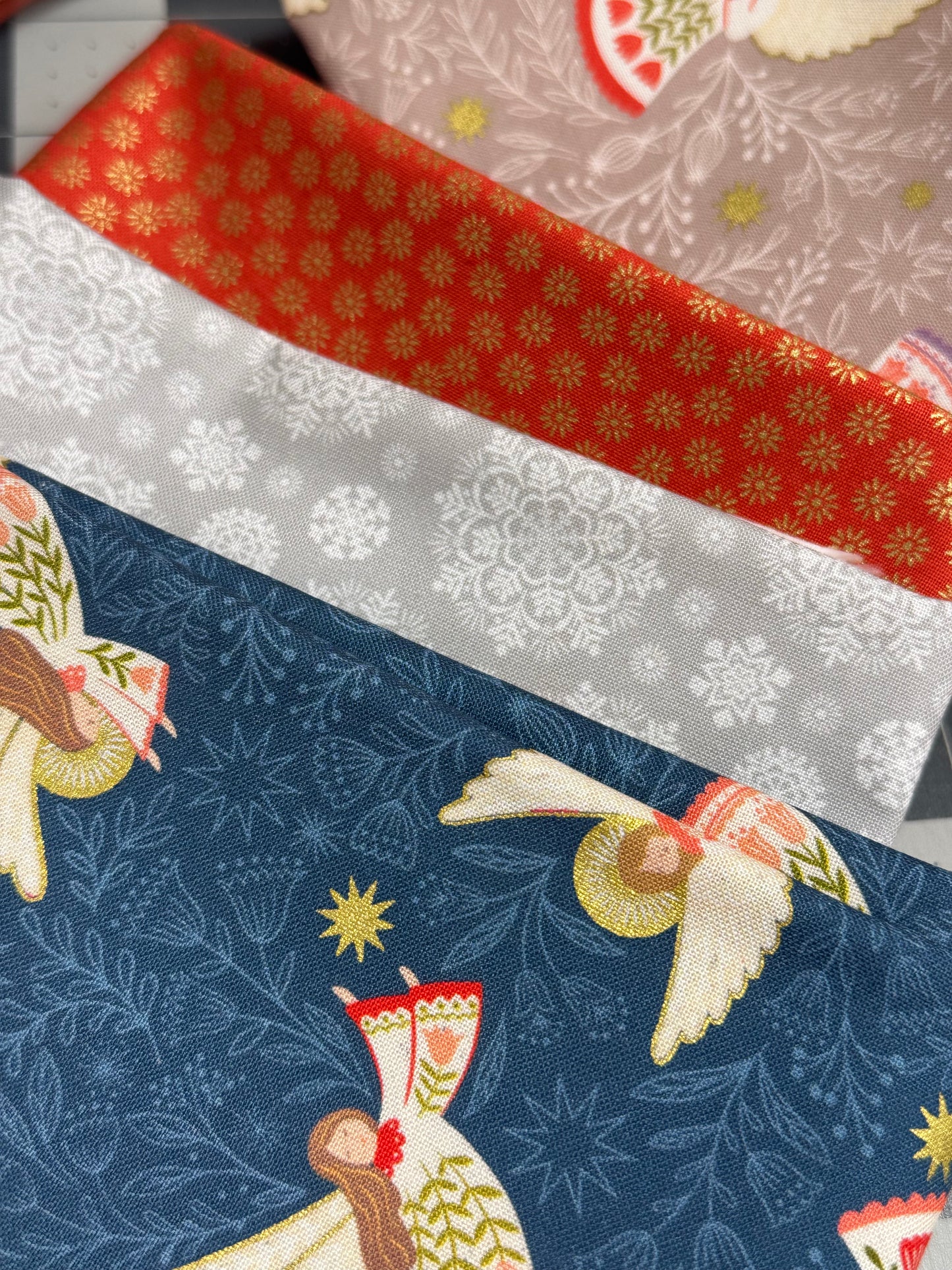 Lewis & Irene Angels and Stars 8 Fat Quarter Bundle