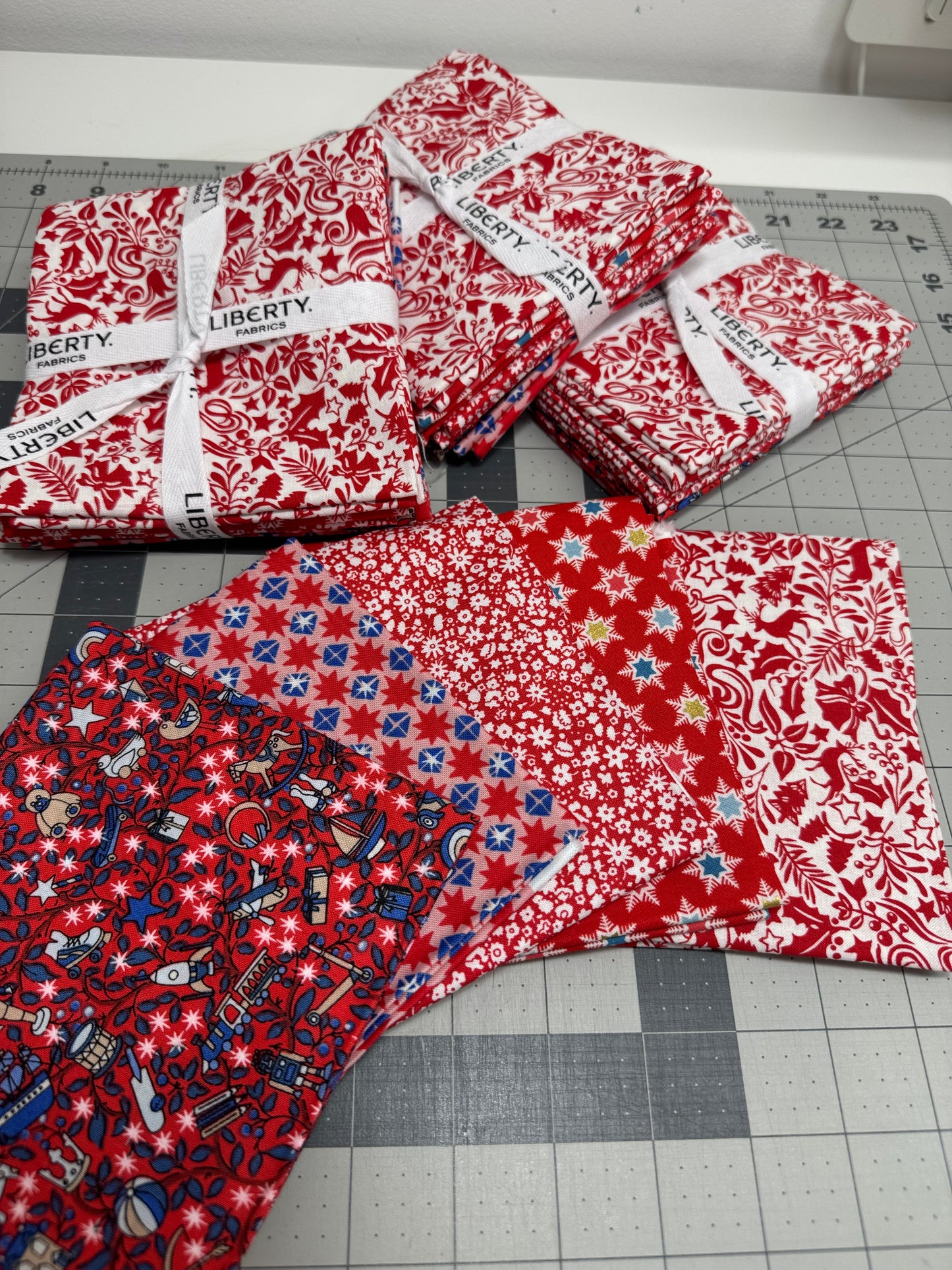Liberty quilting cotton fat quarter bundle